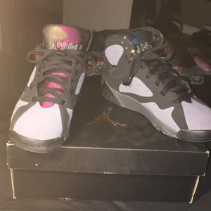 🔥 Jordan 7 — Bordeaux sz 5.5y (boys)